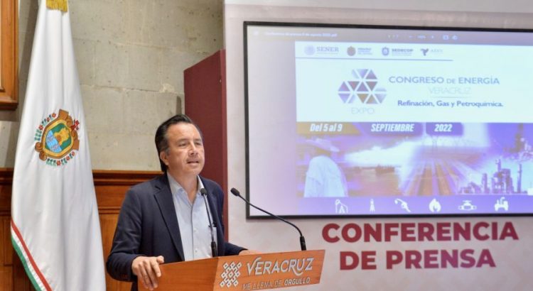 Inauguran Cuarto Congreso de Energía Refinación, Gas y Petroquímica en Veracruz