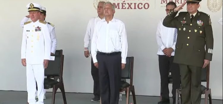 AMLO defiende a la Semar y a la Sedena, asegura que fueron incorruptibles