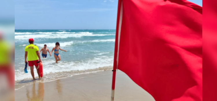 Habrá bandera roja en playas por viento del norte en Veracruz