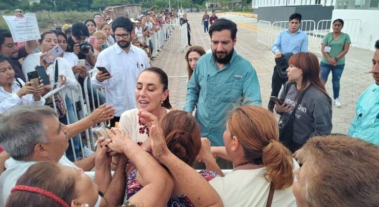 Claudia Sheinbaum supervisa avances en Hospital Regional de Nautla