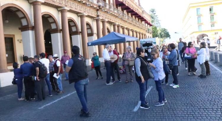 “No merece despedida, que se vaya lo antes posible”: Ajupiv a Cuitláhuac García