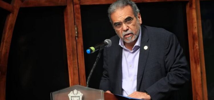 Gobierno de Francia impidió que académicos asistieran a evento de la UV por inseguridad