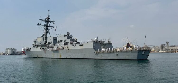 Buque USS Gravely atracó en Veracruz para escala logística, aclara Semar