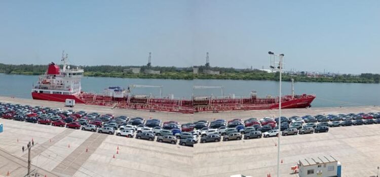 Tren Interoceánico completó con éxito primer cruce de mercancías automotrices en el CIIT