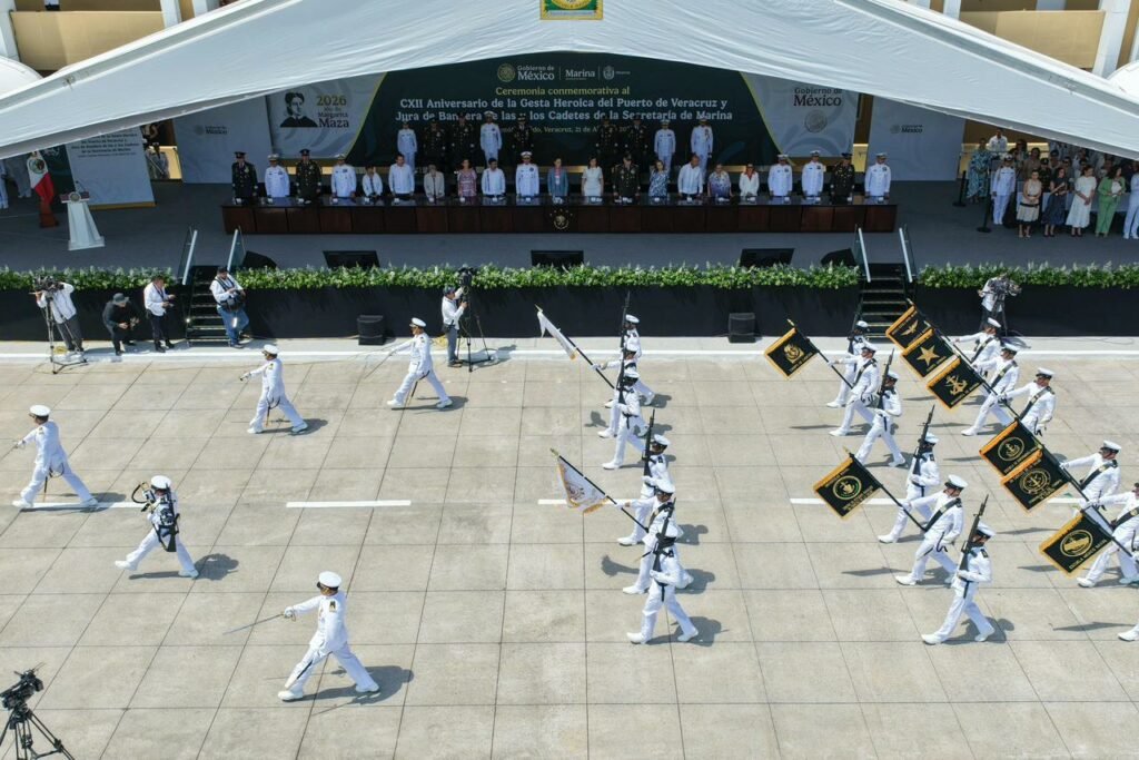 Encabeza Sheinbaum ceremonia por aniversario de la defensa del Puerto de Veracruz